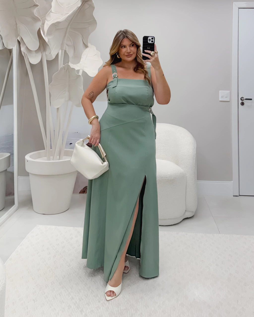 Conjunto Mariah Alfaiataria Saia Longa + Cropped